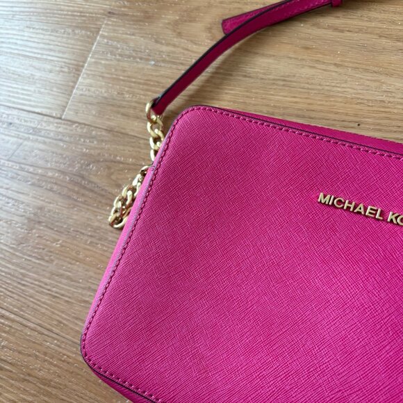 Michael Kors Jet Set Travel Crossbody Saffiano Leather Purse Pink Large Size - Picture 7 of 10